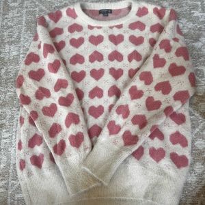 White and cream sweater with hearts